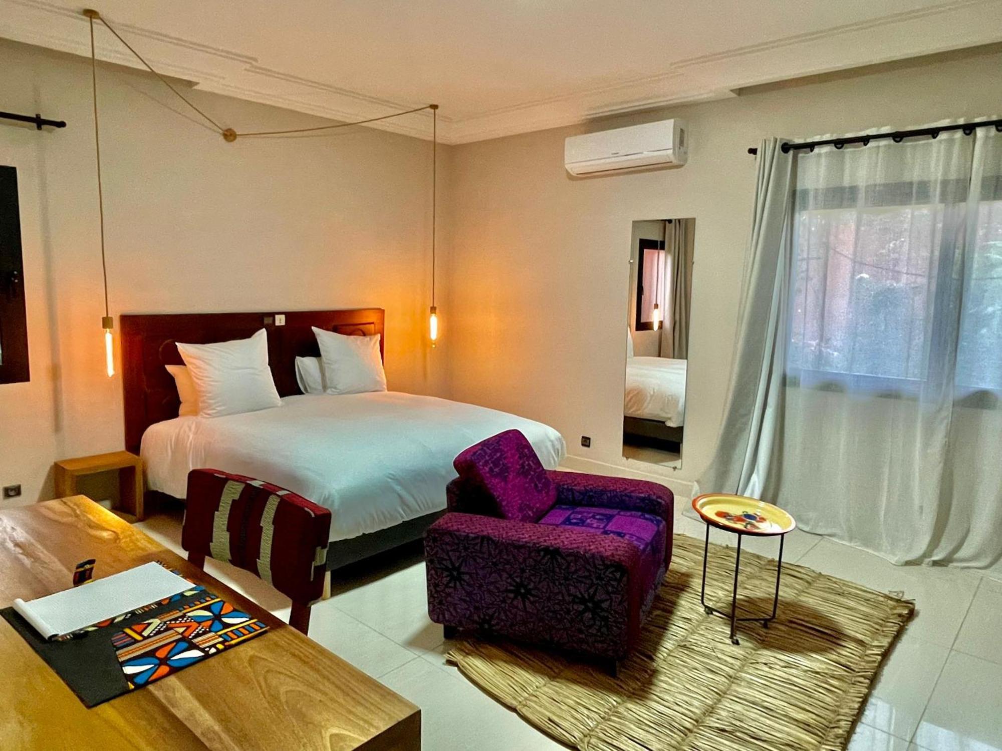 Hotel Le Kentia à Lomé Extérieur photo